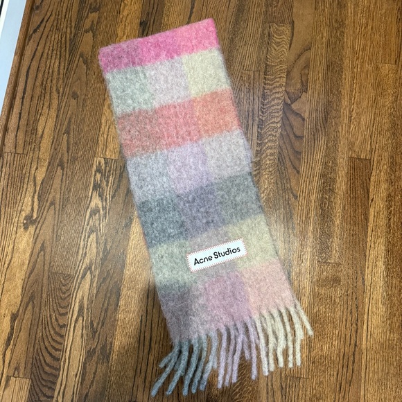 Acne Studios Valley Check Scarf - Picture 2 of 4